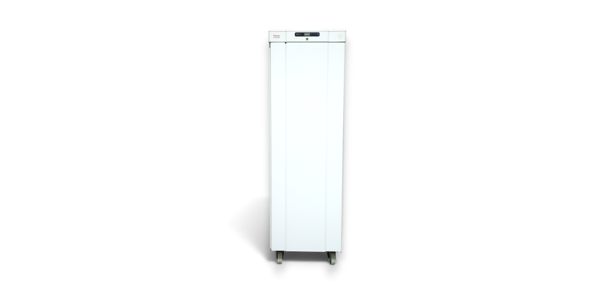 tse1220fv-laboratoriumvriezer-solid-deur-front